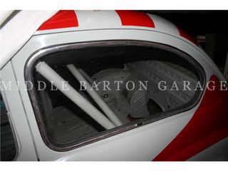 REAR SIDE WINDOW SEAL 600/D